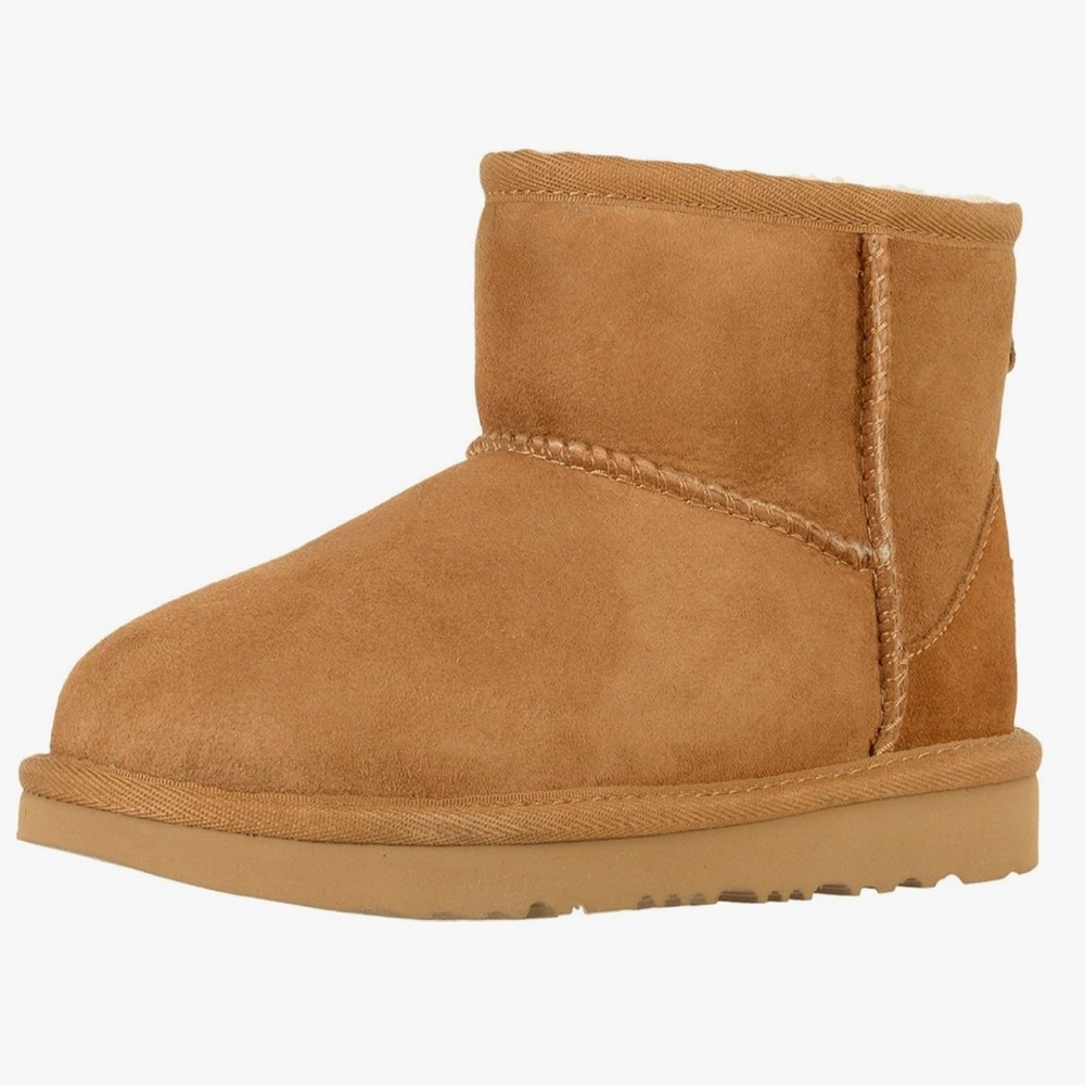 UGG unisex-child Classic Mini II